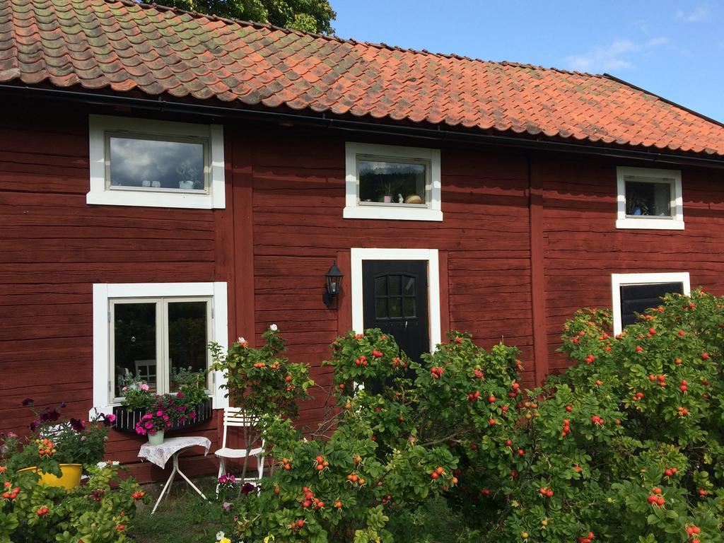 Bjaerkeryd Soedergard Bed & Stable Villa Kisa Exterior photo